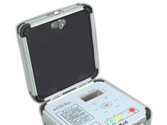 BY2671系列数字兆欧表