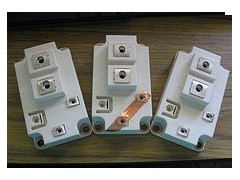 西门康IGBT模块SKM300GA123D