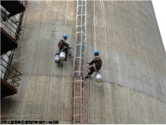 水泥烟囱爬梯护网平台防腐价格
