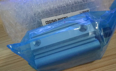 日本SMC薄型氣缸